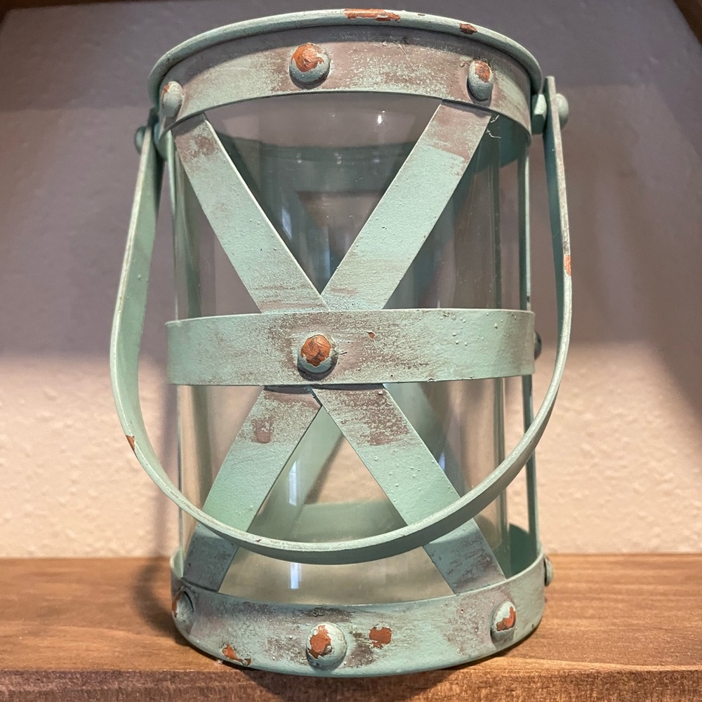 Antique style metal lantern